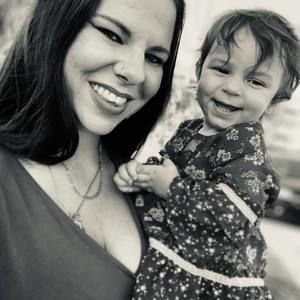 Meet your Posher, Elise